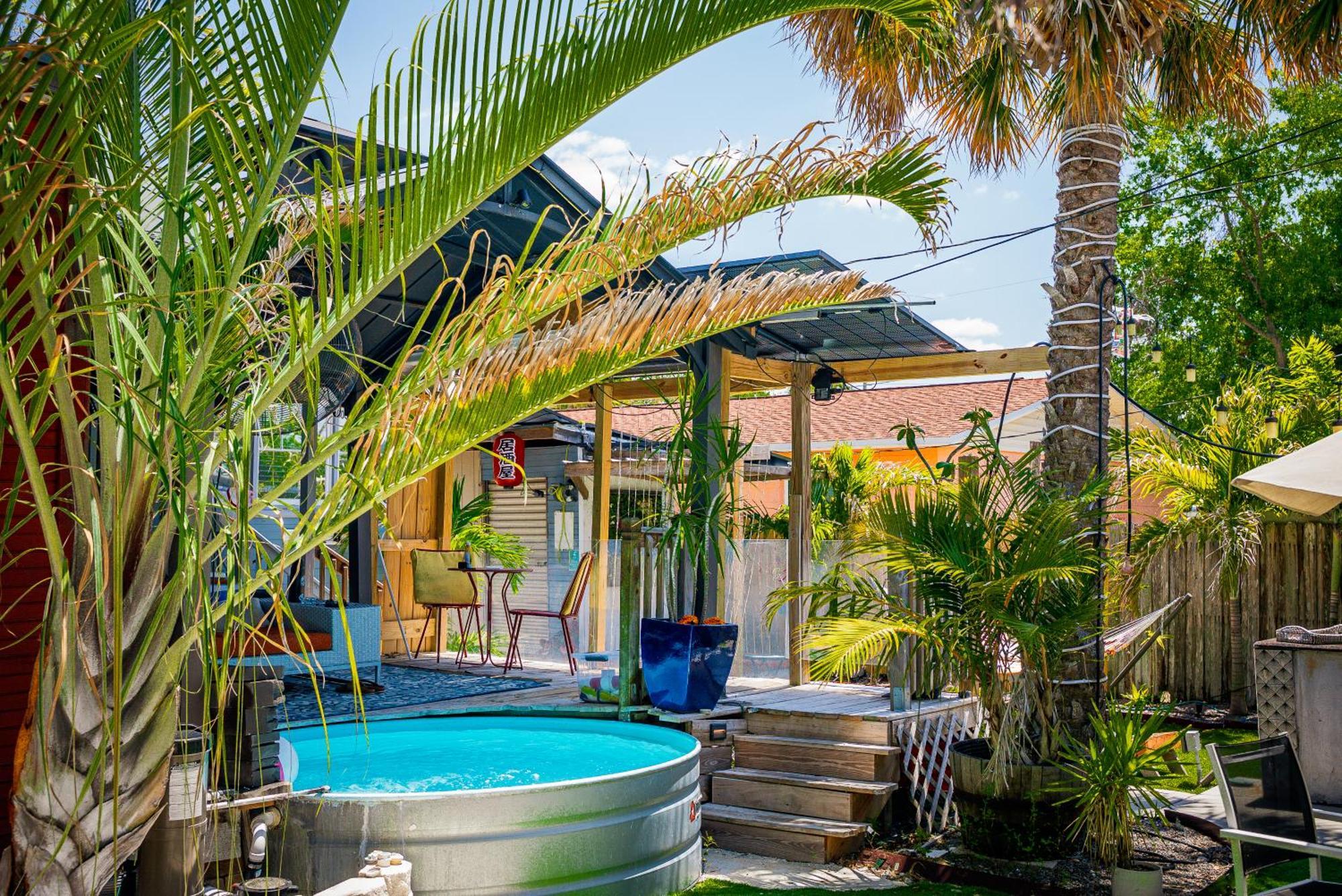 World Solo Travel'S Welcomed At St Pete Home St. Petersburg Luaran gambar